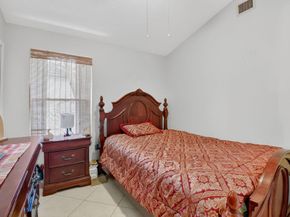 412 Trotters Lane, Greenacres FL 33413