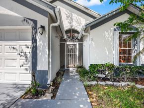 412 Trotters Lane, Greenacres FL 33413
