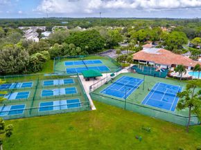 412 Trotters Lane, Greenacres FL 33413