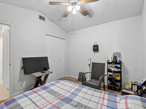 412 Trotters Lane, Greenacres FL 33413