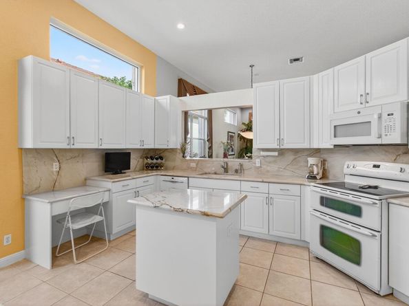 11612 Green Golf Lane, Boynton Beach FL 33437