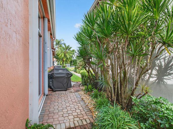 11612 Green Golf Lane, Boynton Beach FL 33437