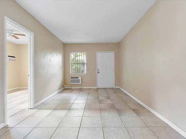 7530 NE 3rd Ave, Miami FL 33138