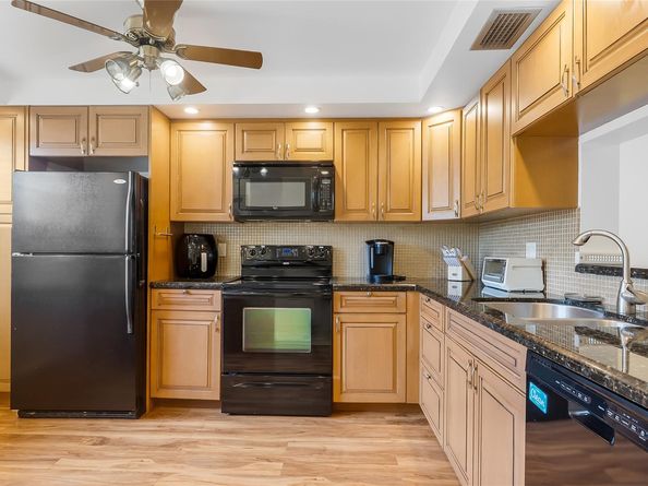 2201 W Lucaya Bnd A1, Coconut Creek FL 33066