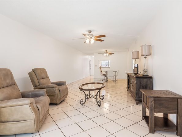2201 W Lucaya Bnd A1, Coconut Creek FL 33066