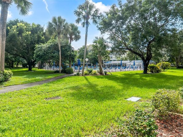 2201 W Lucaya Bnd A1, Coconut Creek FL 33066