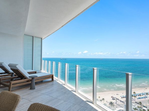 525 N Fort Lauderdale Beach Blvd 1801, Fort Lauderdale FL 33304