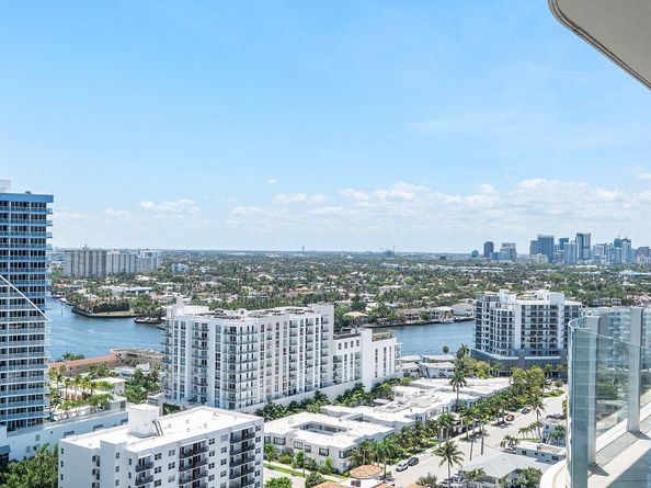 525 N Fort Lauderdale Beach Blvd 1801, Fort Lauderdale FL 33304