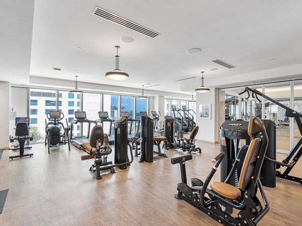 525 N Fort Lauderdale Beach Blvd 1801, Fort Lauderdale FL 33304