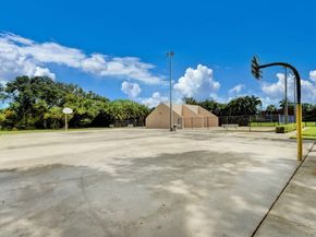 2409 24th Way, West Palm Beach FL 33407