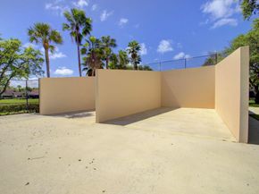 2409 24th Way, West Palm Beach FL 33407