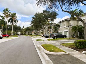 745 NW 132nd Ter 745, Plantation FL 33325