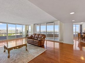 100 Lakeshore Drive 856, North Palm Beach FL 33408