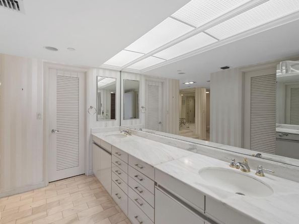 100 Lakeshore Drive 856, North Palm Beach FL 33408