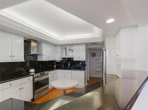 100 Lakeshore Drive 856, North Palm Beach FL 33408