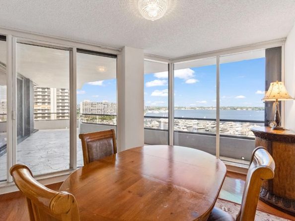 100 Lakeshore Drive 856, North Palm Beach FL 33408