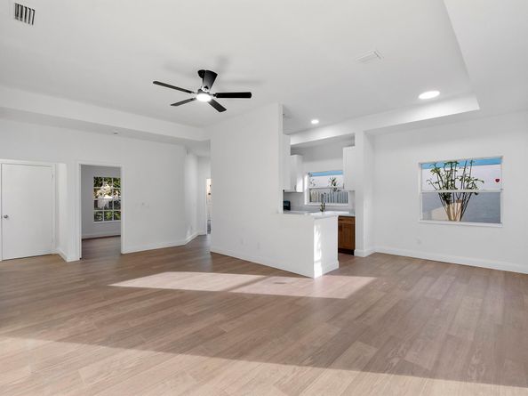 1410 SW 85th Avenue, Pembroke Pines FL 33025