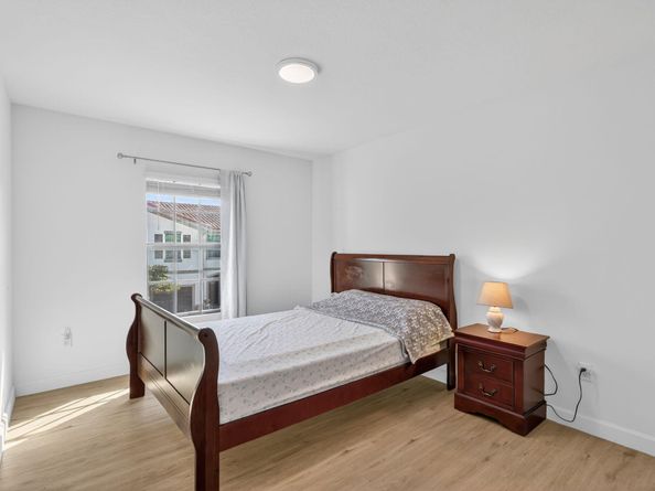 1011 Willow Place, Riviera Beach FL 33410