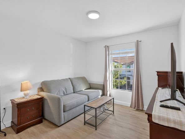 1011 Willow Place, Riviera Beach FL 33410