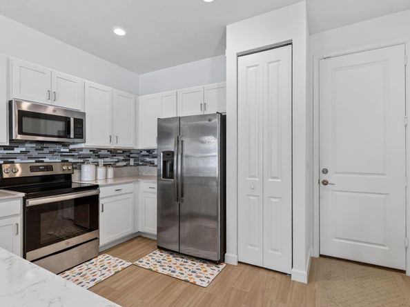 1011 Willow Place, Riviera Beach FL 33410