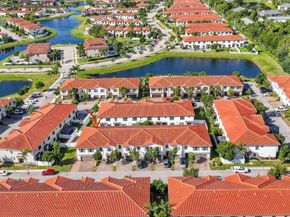 1011 Willow Place, Riviera Beach FL 33410