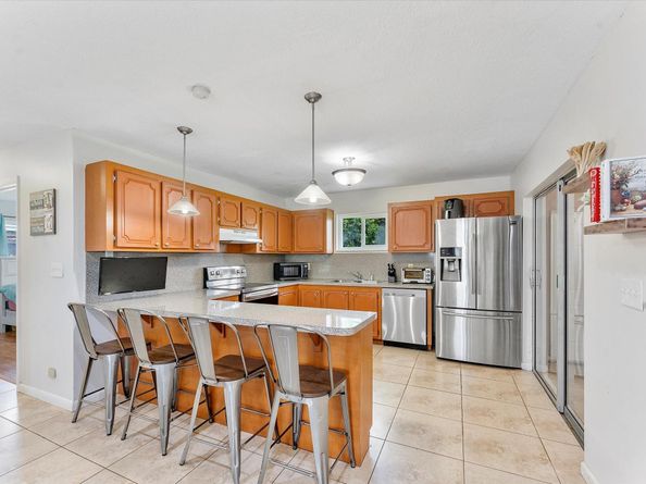 2757 NW 83rd Ter, Coral Springs FL 33065