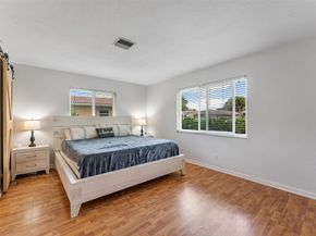 2757 NW 83rd Ter, Coral Springs FL 33065