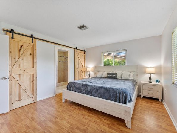 2757 NW 83rd Ter, Coral Springs FL 33065