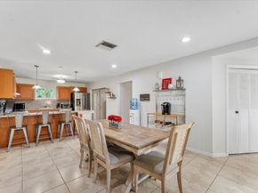 2757 NW 83rd Ter, Coral Springs FL 33065