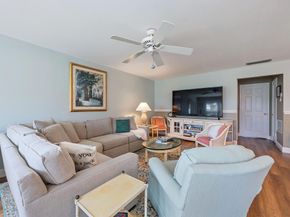 215 N High Point Boulevard B, Boynton Beach FL 33435