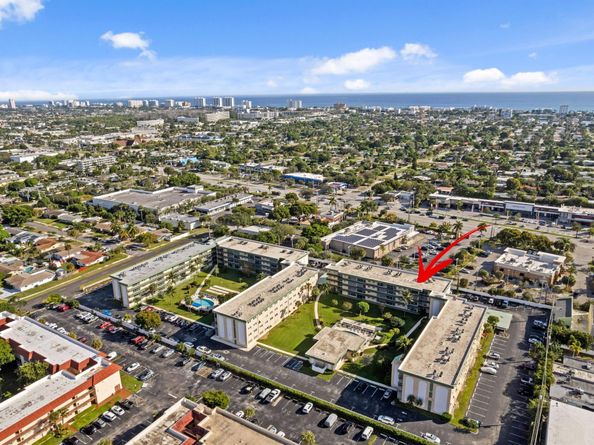 808 SE 7th Street 405, Deerfield Beach FL 33441