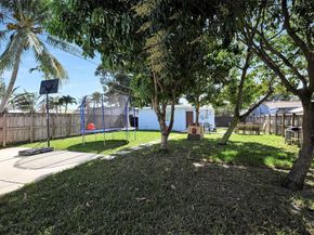 2535 Sherman St, Hollywood FL 33020