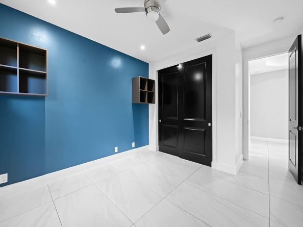 2583 Mayfair Ln, Weston FL 33327