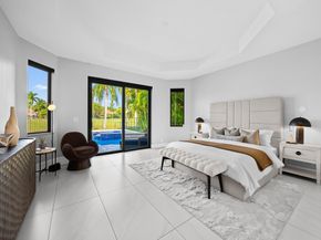 2583 Mayfair Ln, Weston FL 33327