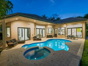 2583 Mayfair Ln, Weston FL 33327