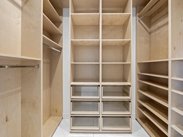 2583 Mayfair Ln, Weston FL 33327