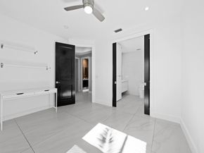 2583 Mayfair Ln, Weston FL 33327