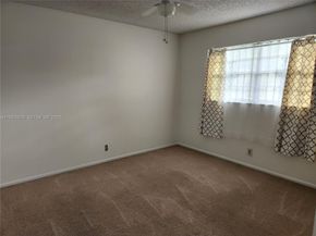 4100 N 58th Avenue 207, Hollywood FL 33021