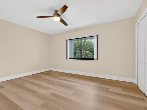 2140 NE 44th Street, Lighthouse Point FL 33064