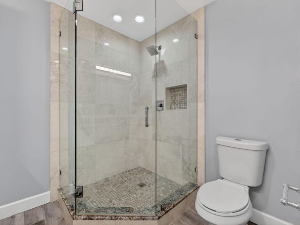 2140 NE 44th Street, Lighthouse Point FL 33064