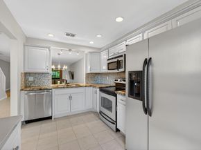 2140 NE 44th Street, Lighthouse Point FL 33064