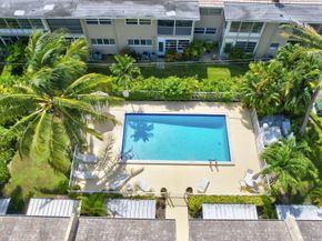 2140 NE 44th Street, Lighthouse Point FL 33064