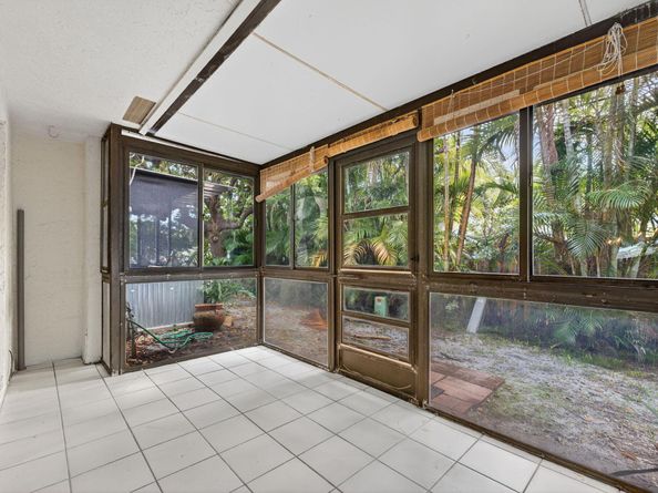 2140 NE 44th Street, Lighthouse Point FL 33064