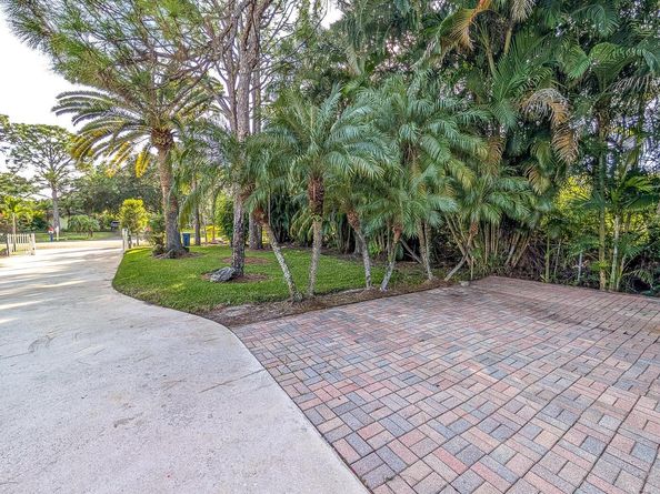 6599 140th Lane N, Palm Beach Gardens FL 33418