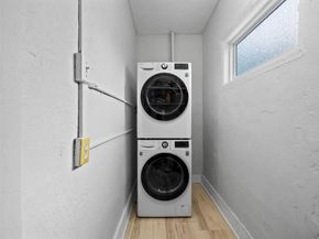 561 NE 61st St, Oakland Park FL 33334