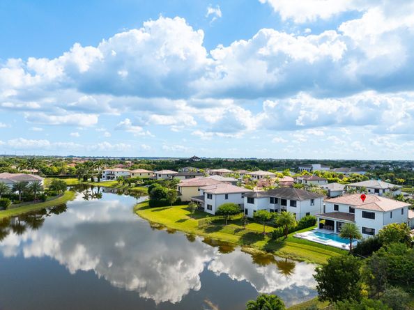 10555 Cobalt Court, Parkland FL 33076