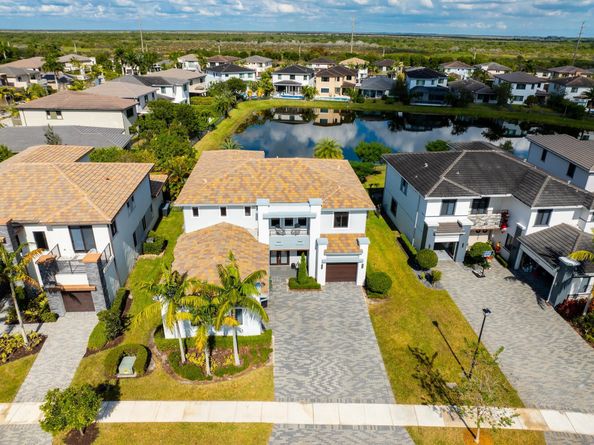 10555 Cobalt Court, Parkland FL 33076