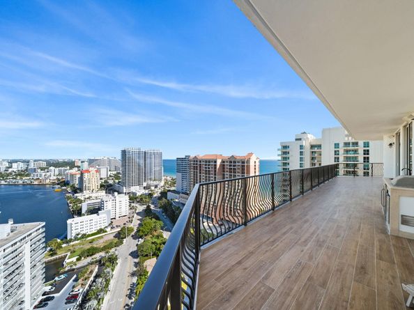 100 S Birch Rd 2702, Fort Lauderdale FL 33316