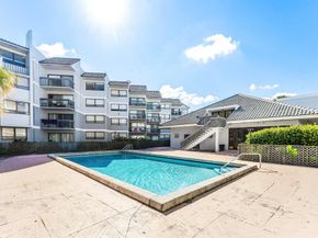 1820 N Congress Avenue 304, West Palm Beach FL 33401