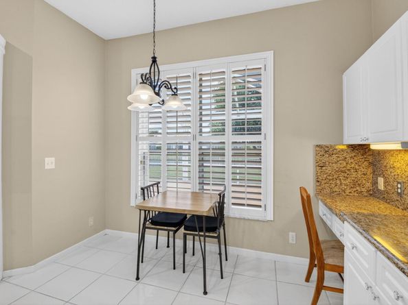 6329 Hatteras Club Dr, Lake Worth FL 33463